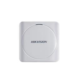 Lector de tarjeta MIFARE 13,56 MHz, Wiegand 26/34, buzzer integrado y protección IP65.